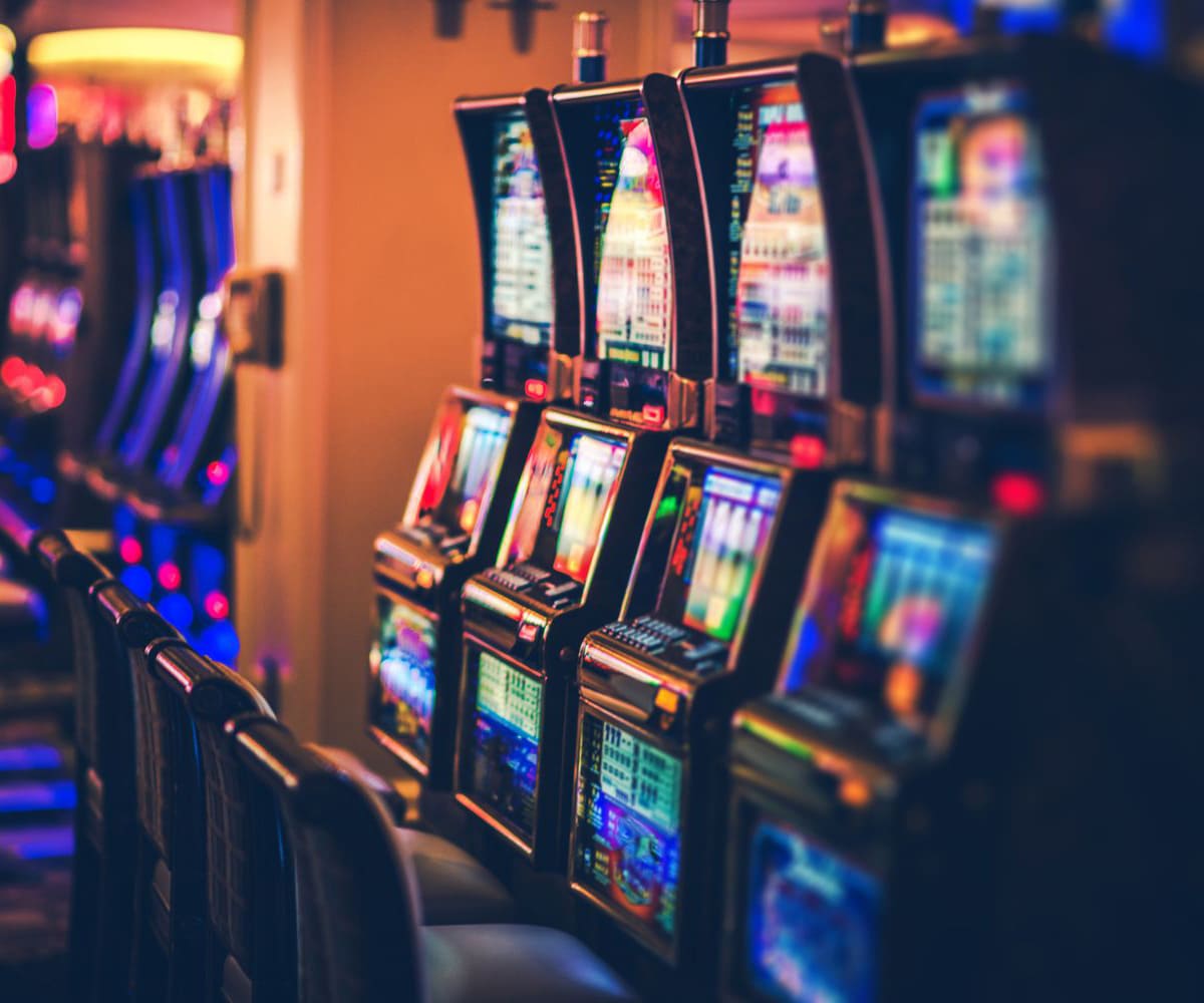 Live dealer game view displaying WZZBET’s immersive, authentic casino experience